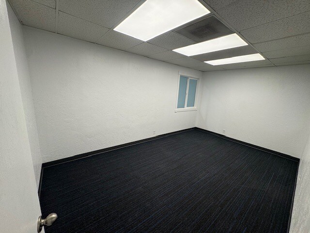 More Photos Of 545-565 Billinis Rd, Salt Lake City Light Manufacturing For Lease