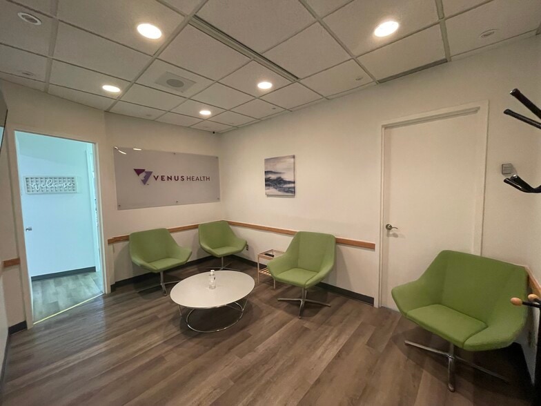 More Photos Of 139 Greenbank Rd, Ottawa Medical For Lease