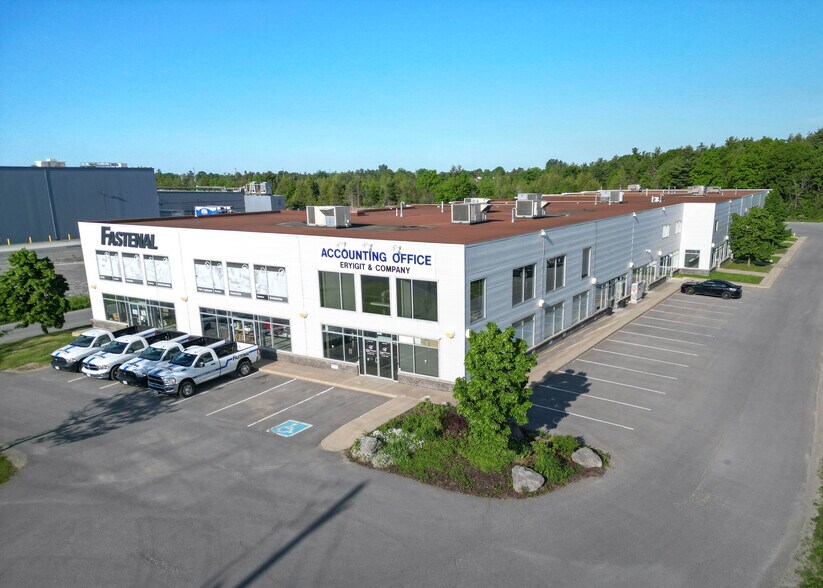 Primary Photo Of 1225 Gardiners Rd, Kingston Light Distribution For Lease