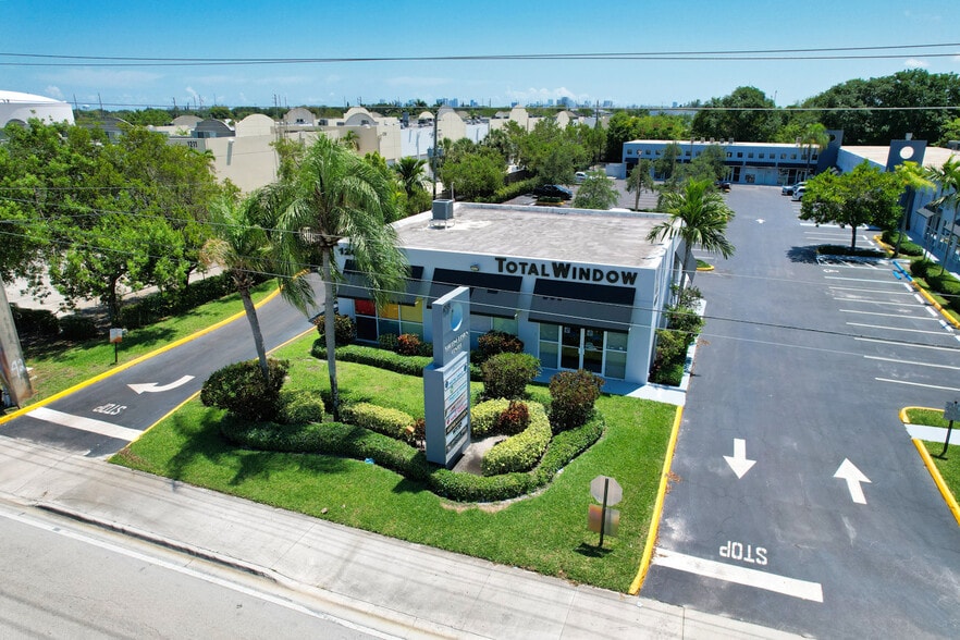 More Photos Of 1249 Stirling Rd, Dania Beach Unknown For Lease