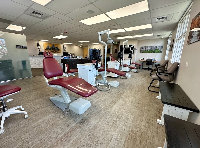 More Photos Of 16830 Northgate Dr, Parker Medical For Sale