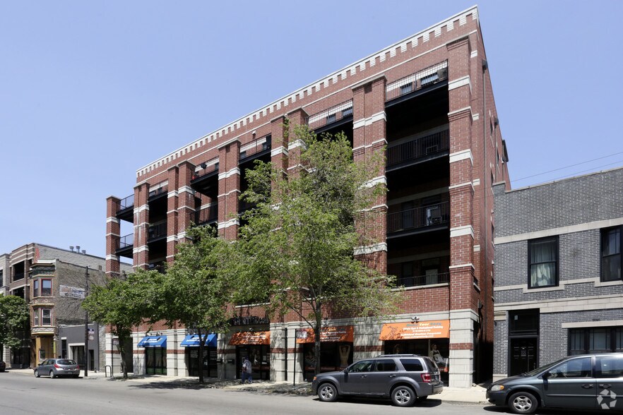 Primary Photo Of 2220 W Belmont Ave, Chicago Apartments For Lease