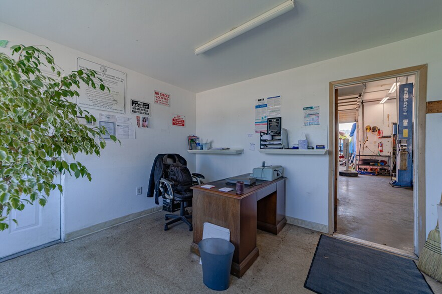 2755 Central Ave, Mckinleyville, CA 95519 Auto Repair For Sale