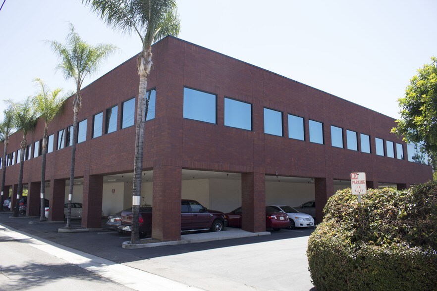 More Photos Of 203 N Brea Blvd, Brea Office For Lease