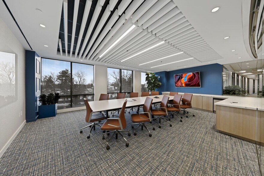 More Photos Of 5425 Wisconsin Ave, Chevy Chase Coworking Space