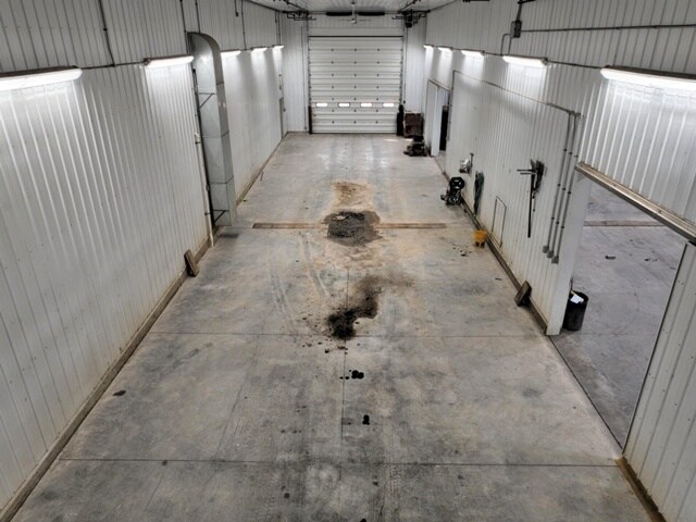 More Photos Of 705 N Main St, Loyal Industrial For Sale