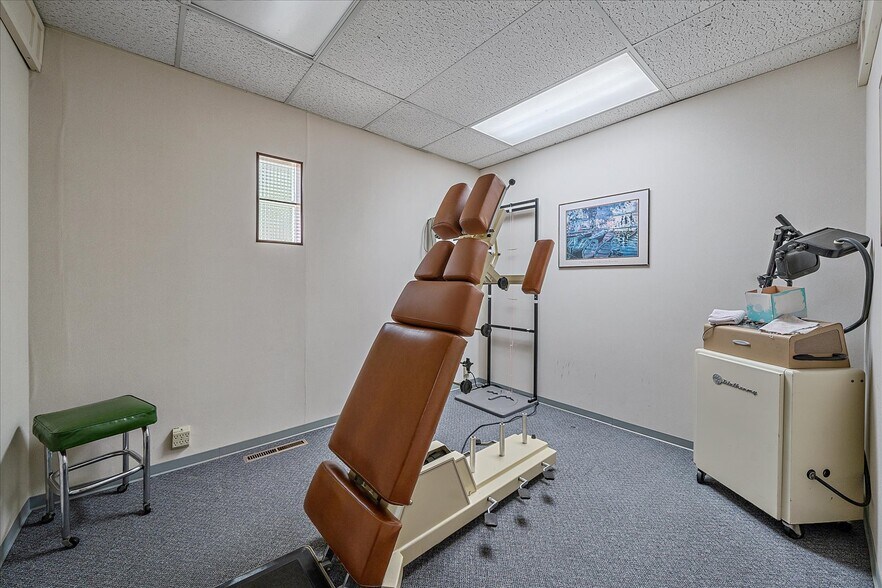 More Photos Of 40 S 6th Ave, Brighton Medical For Lease