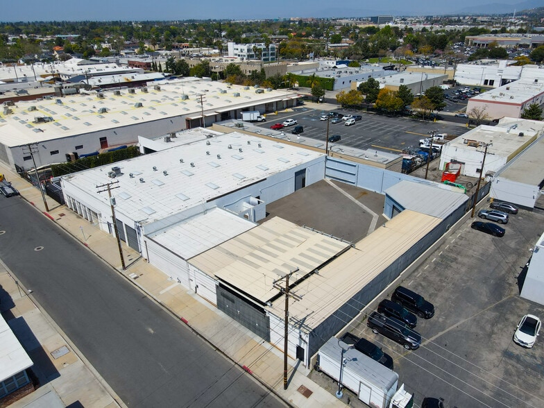 More Photos Of 1001 Chestnut St, Burbank Warehouse For Lease