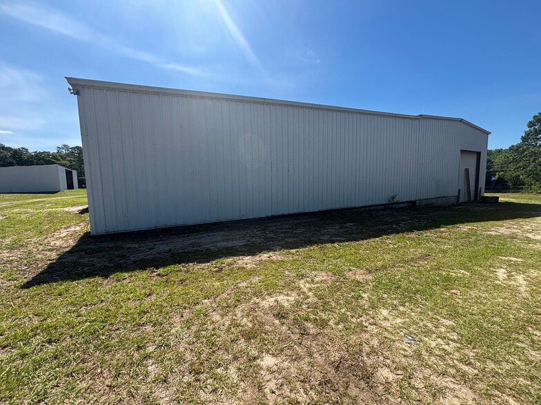 More Photos Of 424 Shelton Rd, West Columbia Warehouse For Sale