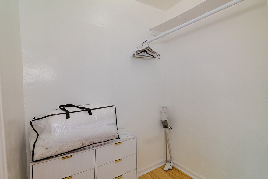 More Photos Of 545 Michigan Ave, Miami Beach Apartments For Sale
