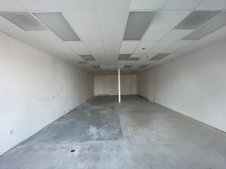 More Photos Of 380-396 Sierra St, Kingsburg Freestanding For Lease