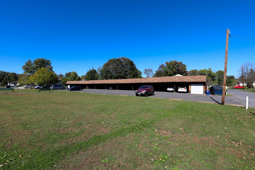 More Photos Of 30 Lamb Ave, Saugerties Apartments For Sale