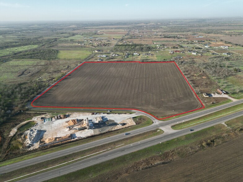 More Photos Of 16023 E US Highway 290, Elgin Land For Sale