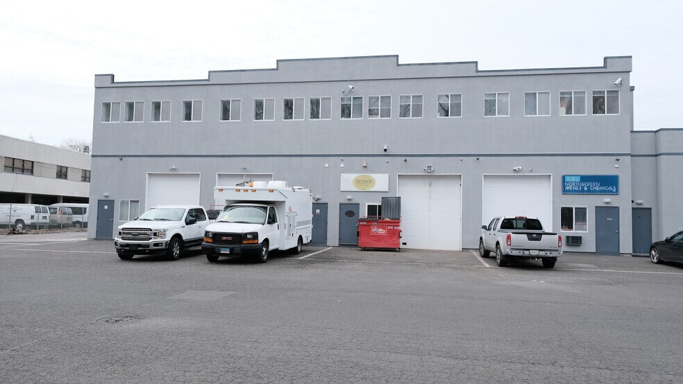 More Photos Of 130 Lenox Ave, Stamford Warehouse For Sale