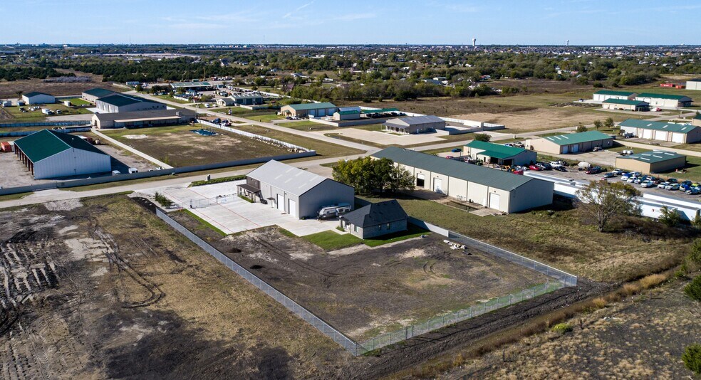 More Photos Of 2924 Ruger Dr, Royse City Warehouse For Lease