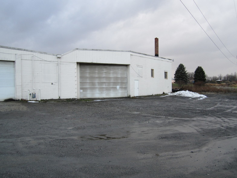 Primary Photo Of 970 Bears Den Rd, Youngstown Warehouse For Lease