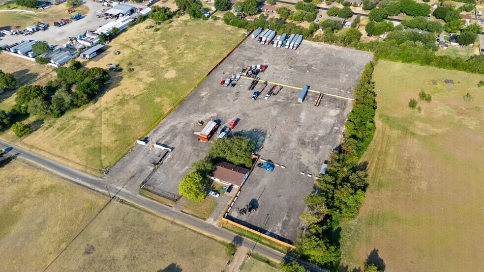 More Photos Of 1241 Narrow Ln, Red Oak Land For Sale