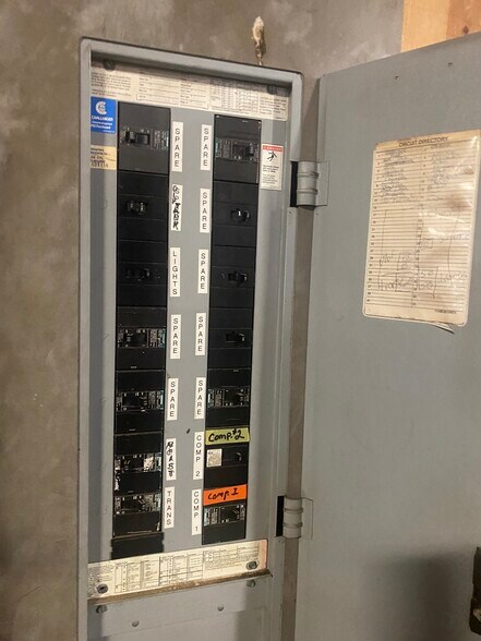 More Photos Of 668 Hollis Rd, Hollis Center Warehouse For Sale