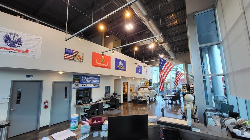 More Photos Of 1480 Ainsworth St, Colorado Springs Auto Dealership For Sale