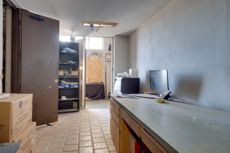 More Photos Of 2915 E Interstate 40, Amarillo Hotel For Sale