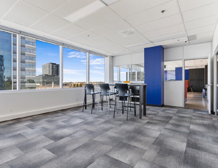More Photos Of 5005 Boul Lapinière, Brossard Office For Lease