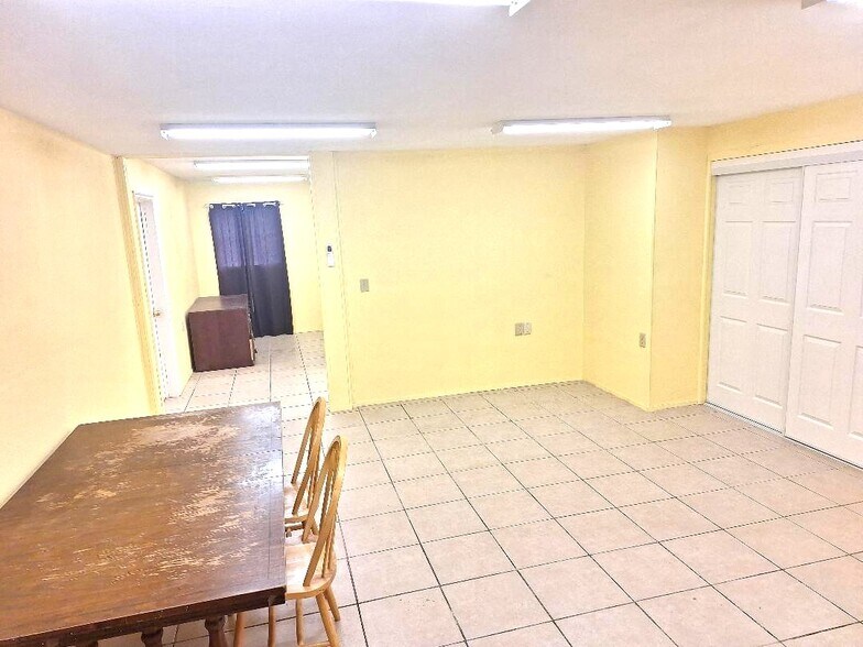 More Photos Of 1024 FL-19 N, Palatka Service For Lease
