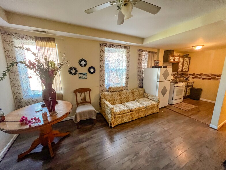 More Photos Of 1236-1238 E Belvedere Ave, Baltimore Apartments For Sale