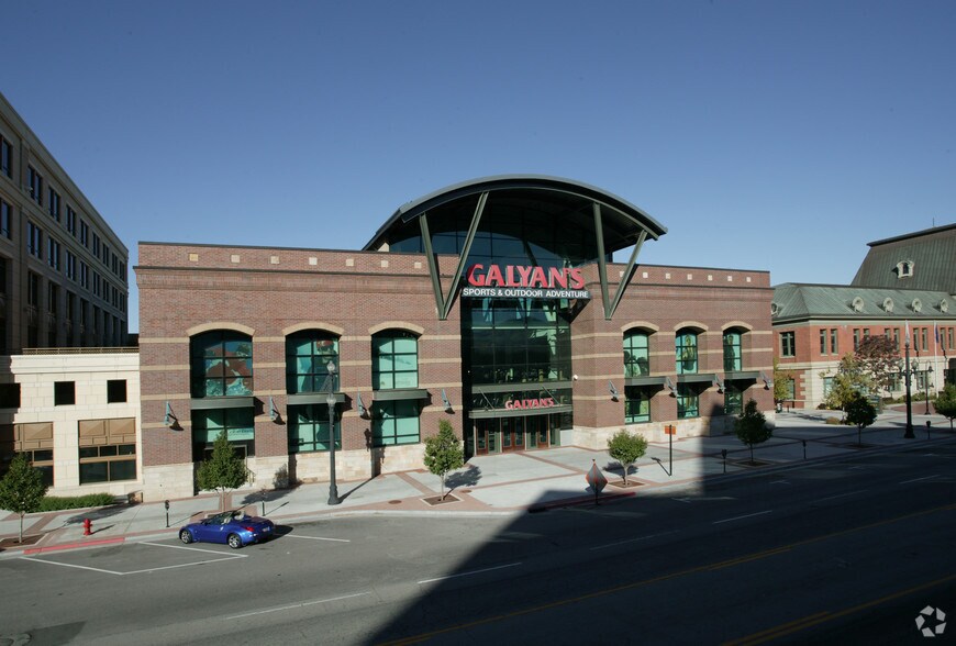 More Photos Of 41 S Rio Grande St, Salt Lake City General Retail For Lease