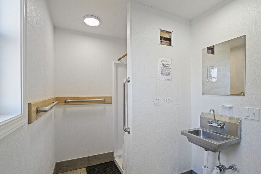 More Photos Of 3310 Harrison Ave, Centralia Land For Sale