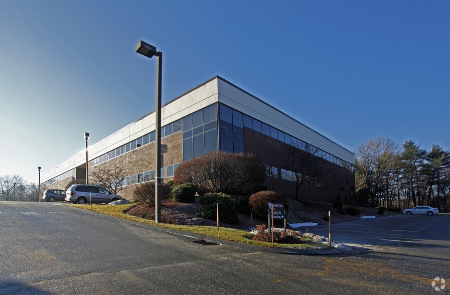 More Photos Of 44 Manning Rd, Billerica Research And Development For Lease