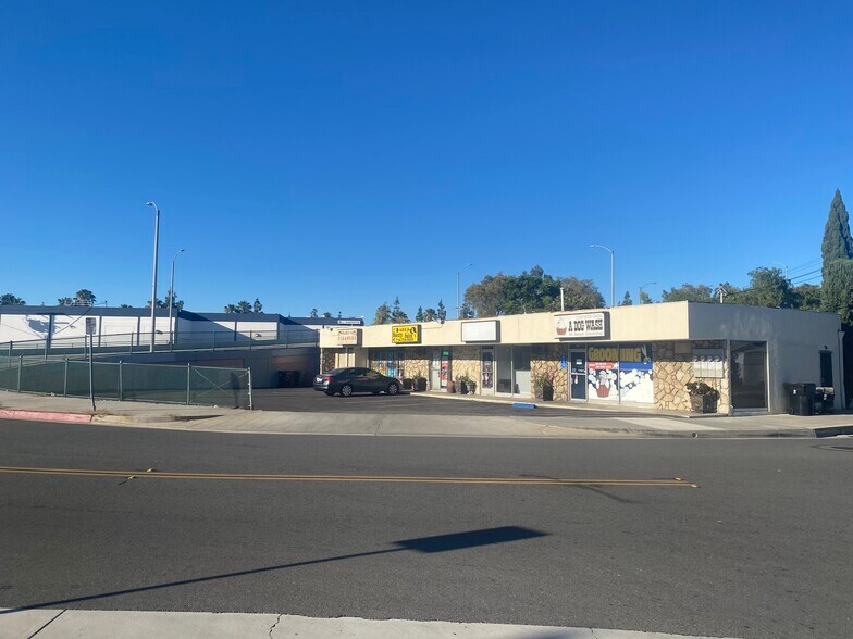 Primary Photo Of 2329-2335 W Sequoia Ave, Anaheim Storefront Retail Office For Lease
