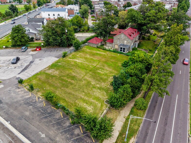 More Photos Of 6418 Roosevelt Blvd, Philadelphia Land For Lease
