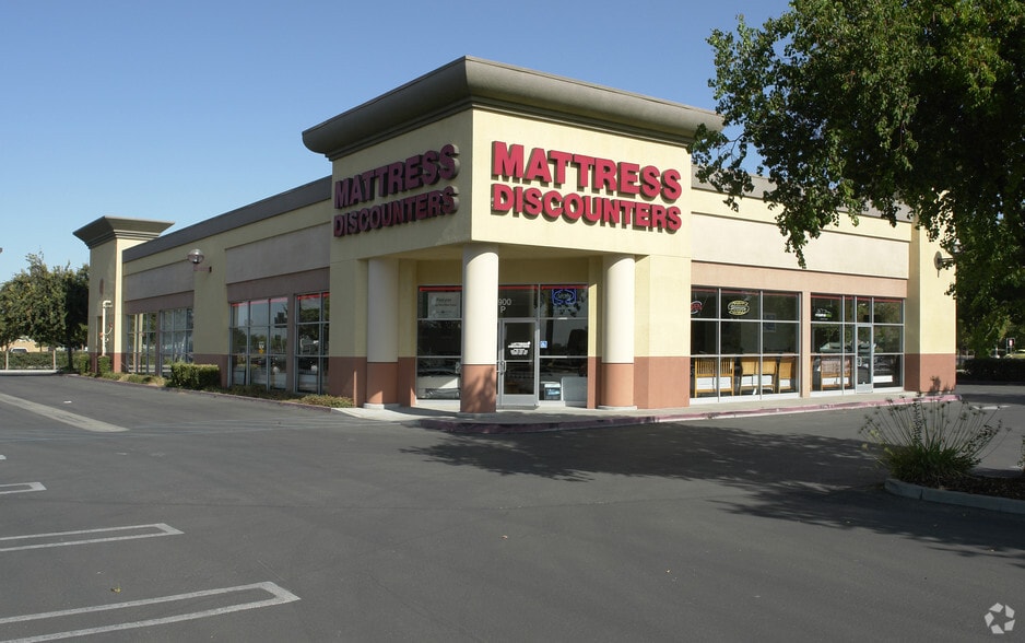 More Photos Of 3900 Sisk Rd, Modesto Unknown For Lease