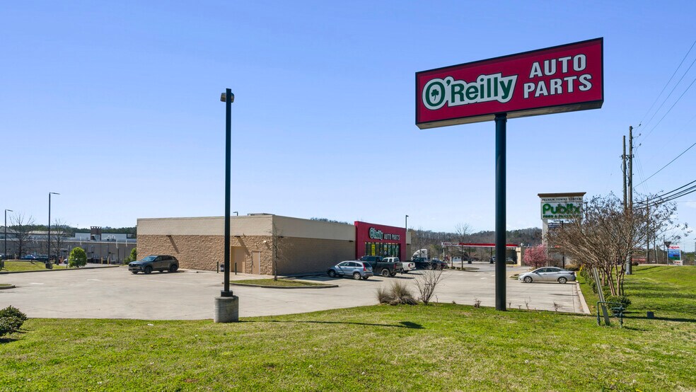 More Photos Of 2176 County 52 E rd, Pelham General Retail For Sale