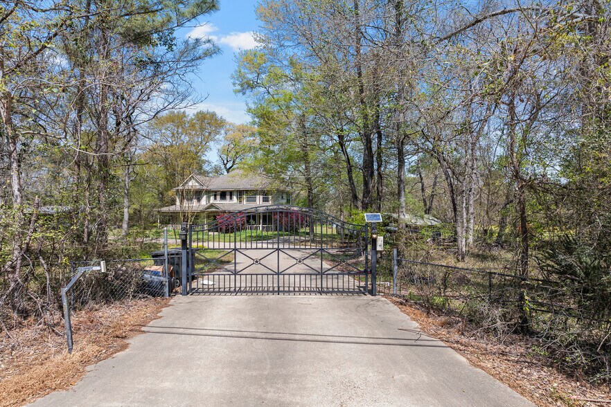 More Photos Of 30828 Dobbin Huffsmith Rd, Magnolia Land For Sale