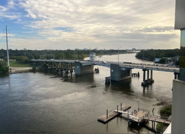 More Photos Of 147 Wappoo Creek Dr, Charleston Medical For Sale