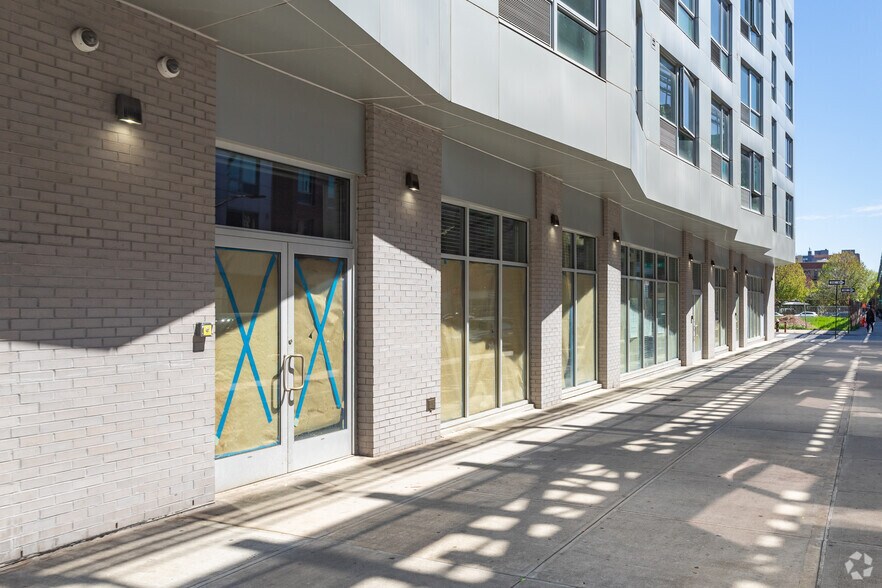 More Photos Of 463 Livonia Ave, Brooklyn Apartments For Lease