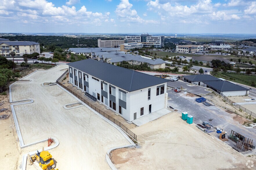 More Photos Of 312 Medical Parkway Pkwy, Lakeway Medical For Sale