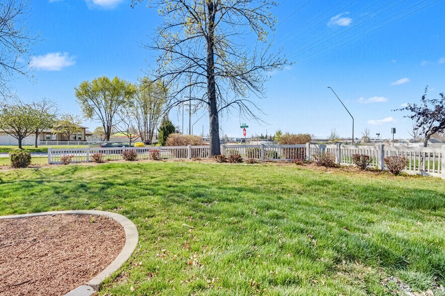 More Photos Of 3140 W Belltower Dr, Meridian Office For Lease