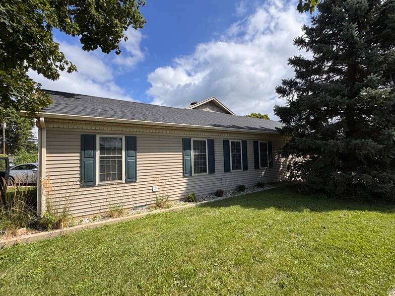 More Photos Of 201 N Church St, New Carlisle Medical For Sale