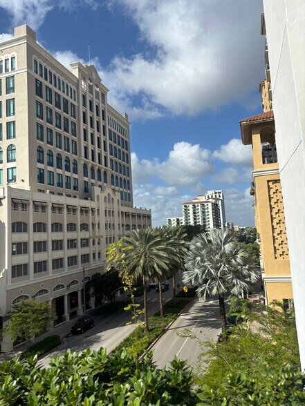 More Photos Of 1701 Ponce De Leon Blvd, Coral Gables Office For Lease