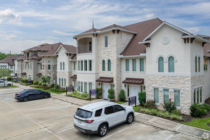 More Photos Of 6536 Greatwood Pky, Sugar Land Office For Sale