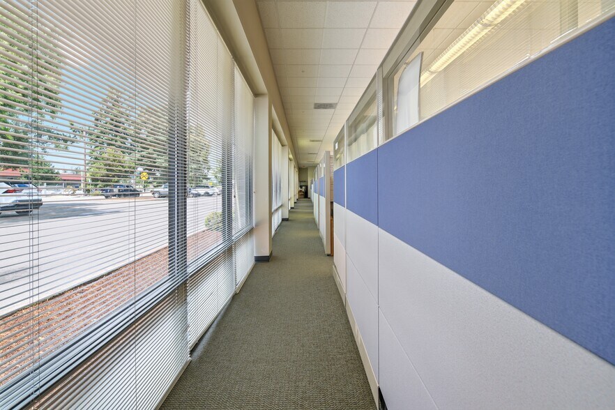 More Photos Of 2450 NW Eleven Mile Ave, Gresham Distribution For Sale