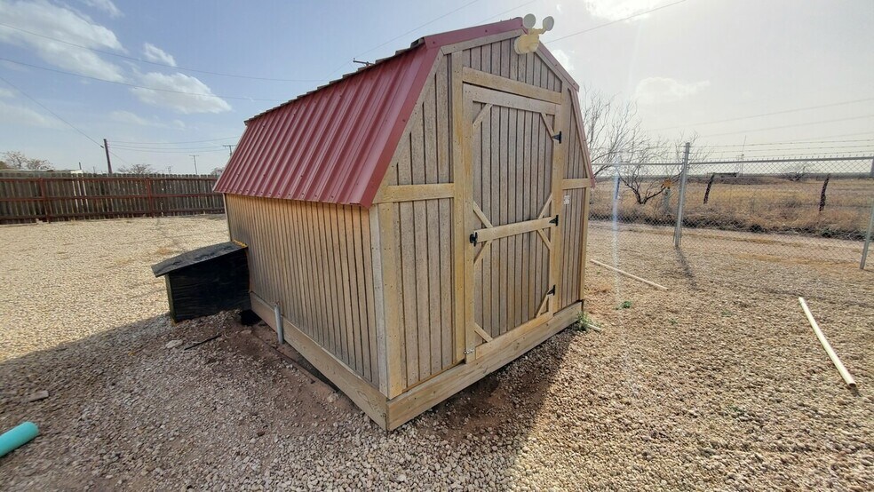 More Photos Of 16139 W 39th St, Odessa Warehouse For Lease
