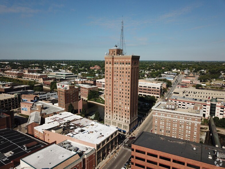 More Photos Of 7 S Stolp Ave, Aurora Apartments For Lease
