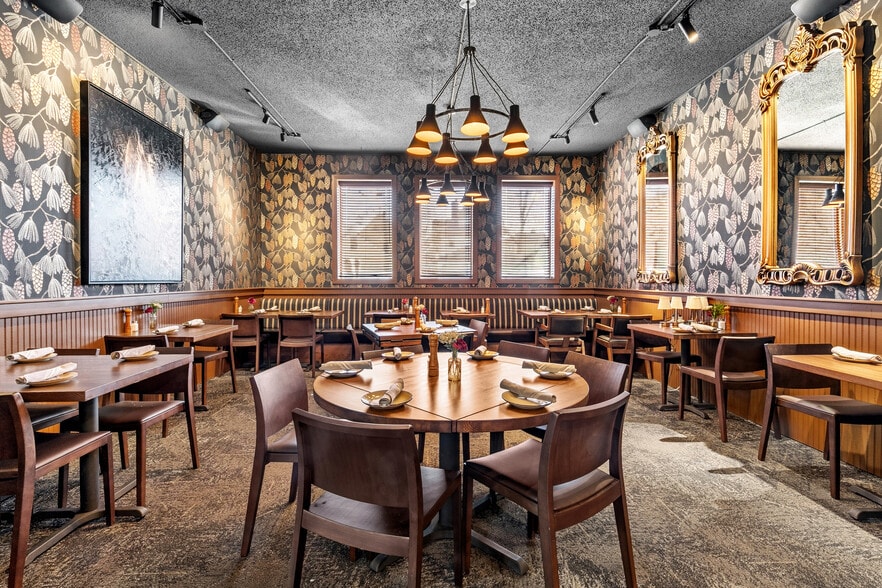 More Photos Of 664 Grand Ave, Saint Paul Storefront Retail Residential For Sale