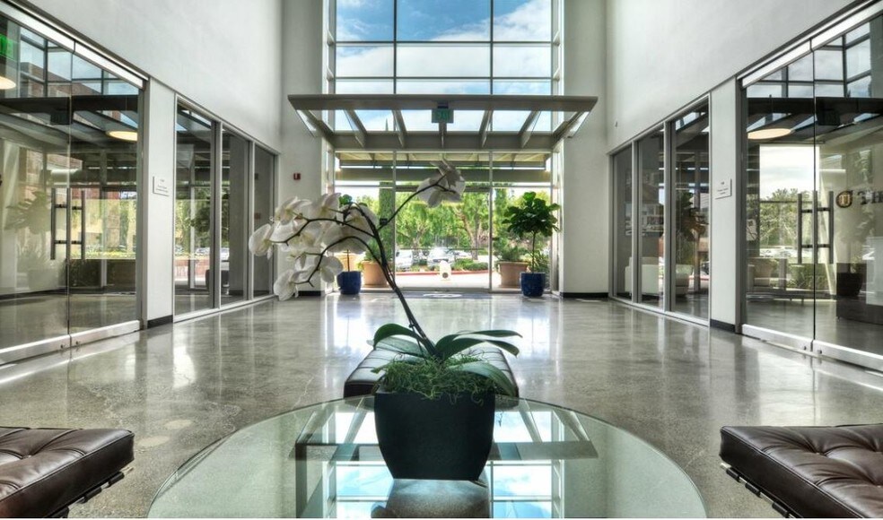 More Photos Of 26940 Aliso Viejo Pky, Aliso Viejo Office For Lease