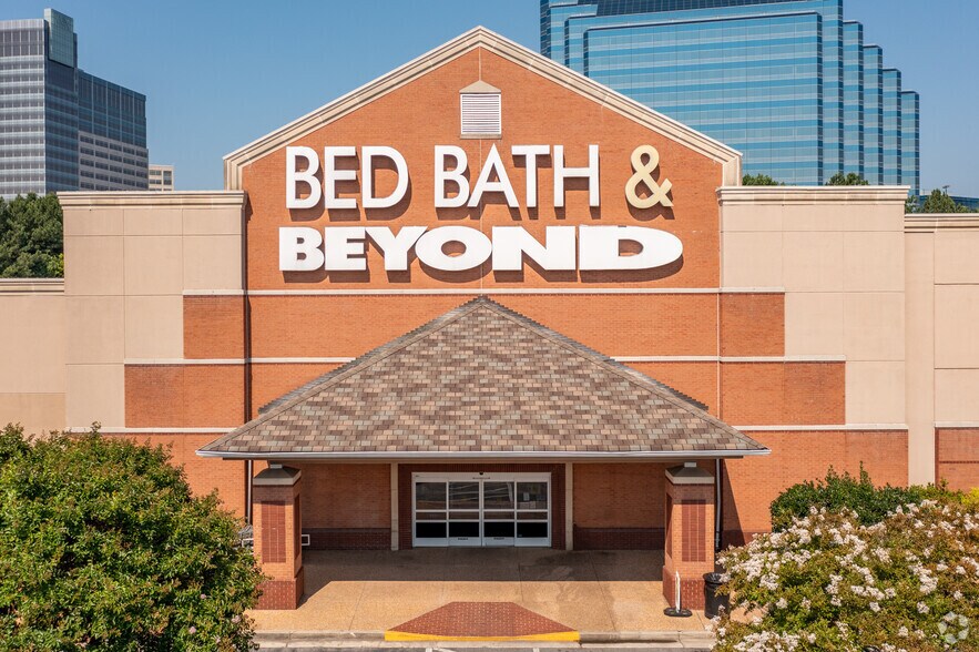 More Photos Of 124-136 Perimeter Ctr W, Atlanta Unknown For Lease