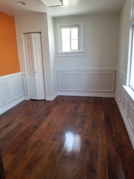 More Photos Of 1106 E 4500 S, Millcreek Office Residential For Sale