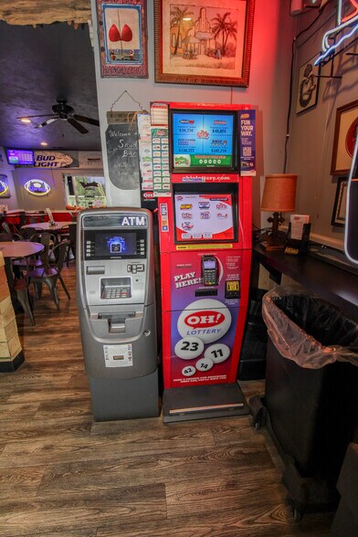 More Photos Of 54 McKinley St, Huron Bar For Sale